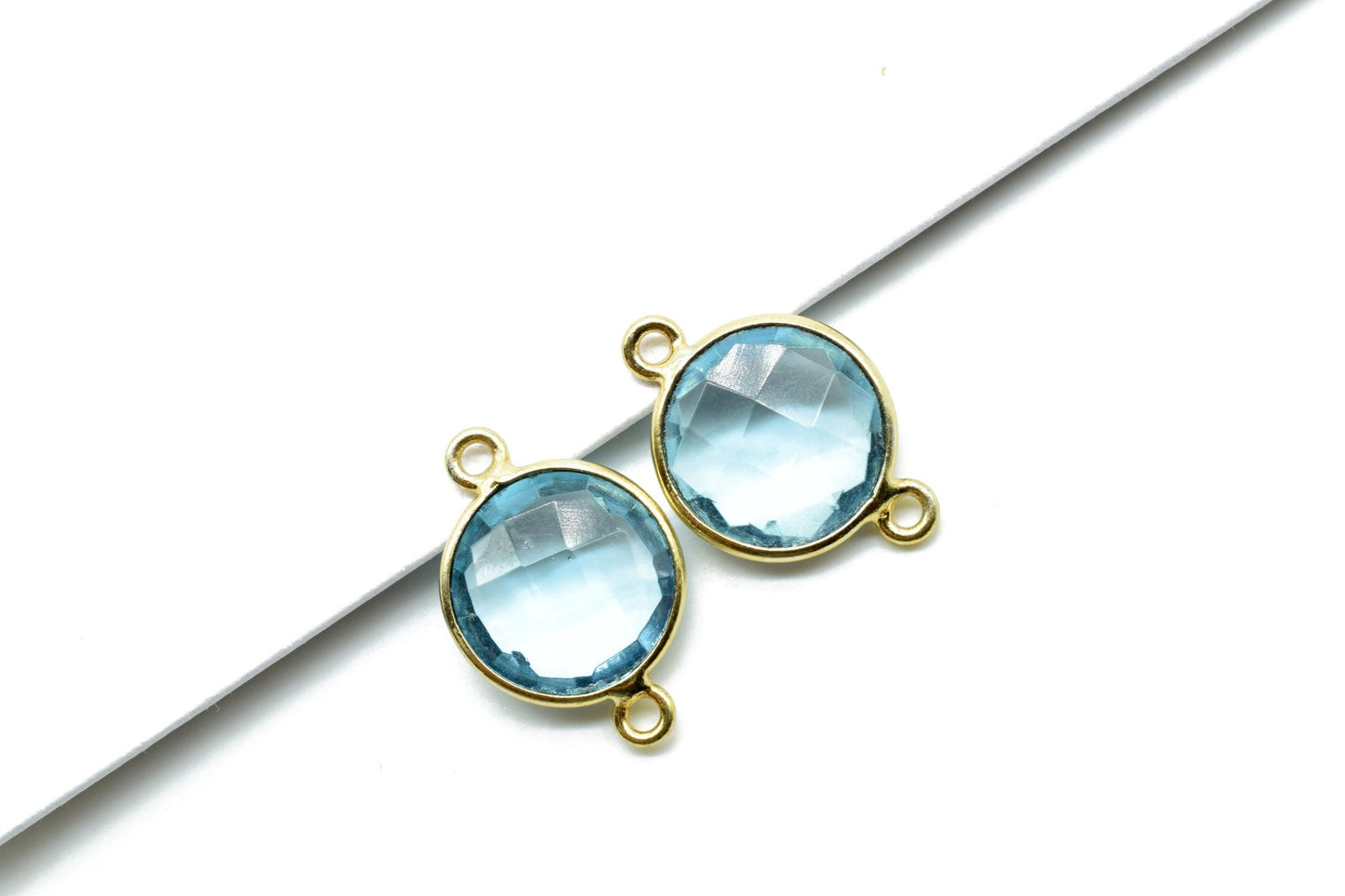 Sky Topaz 12mm Round Double loop connectors,Brass Gold Plated bezel,Sky Topaz Pendant,Sky Topaz double bail connectors,Topaz Round connector