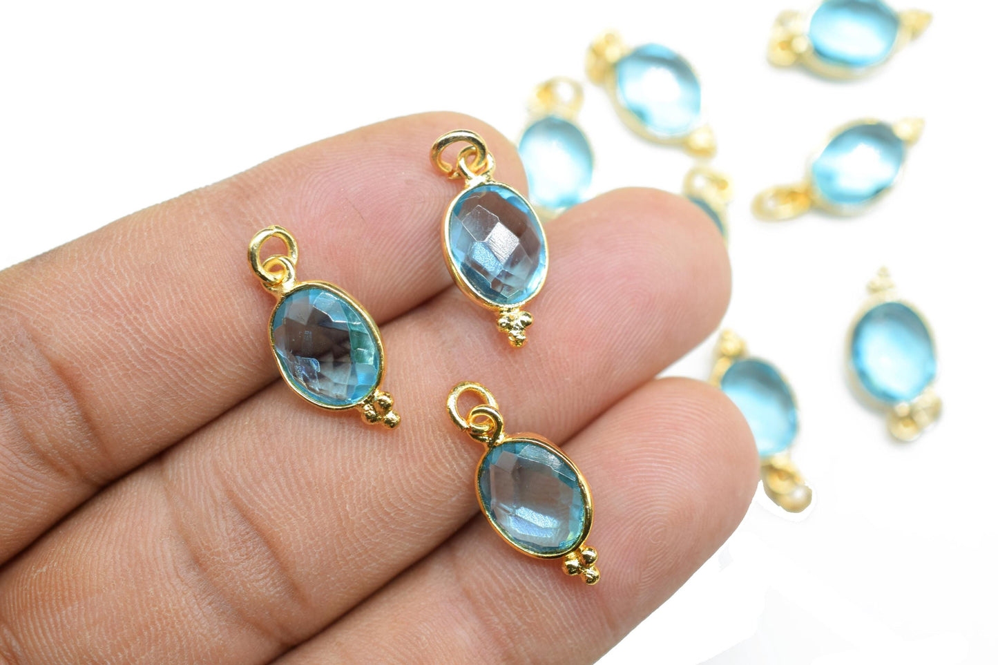 Blue Topaz Quartz 8x10mm oval Shape Pendant Jewelry/Blue Topaz Gold Plated Single Bail Connector jewelry/Topaz Gemstone Teardrop Charms,Gift