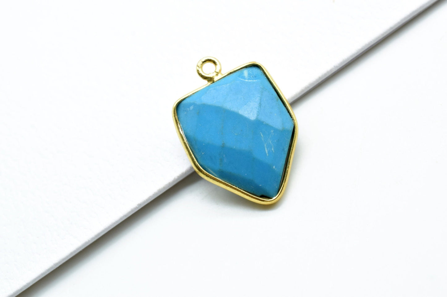 Natural Turquoise 13x17mm Single bail connectors,Turquoise Pendant,Faceted Turquoise bezel link,Gemstone Charm,Gemstone Pendant,Turquoise