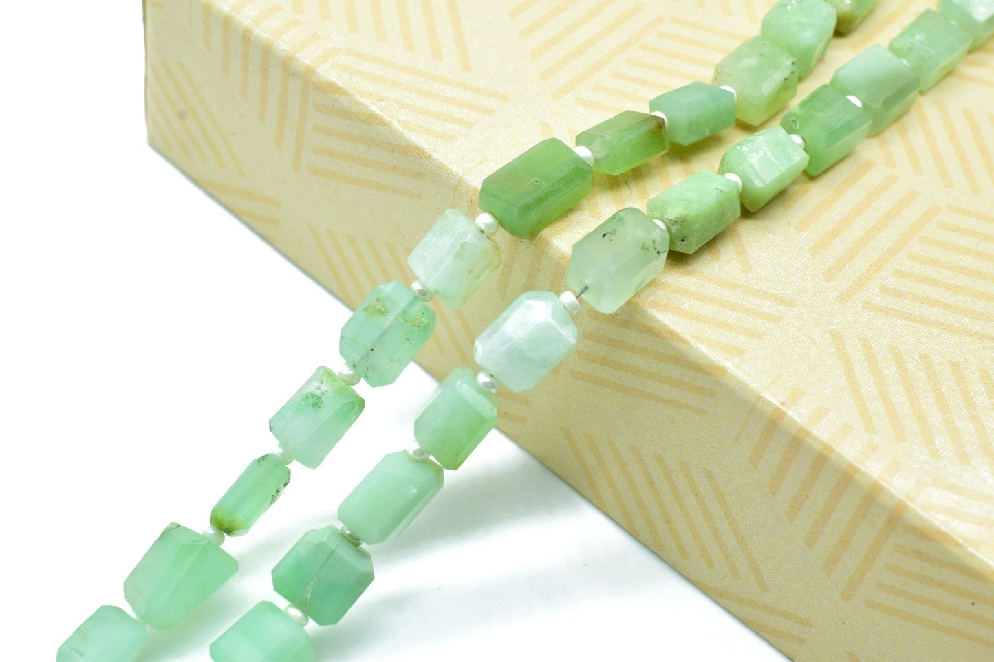 Chrysoprase Faceted nugget Briolette string,Chrysoprase cushion,Jewelry making beads,Supplies beads,Chrysoprase Briolettes,Green Briolettes