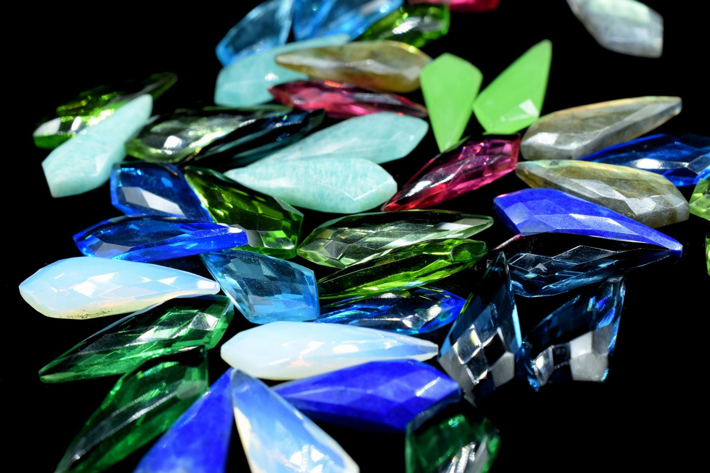 Natural Gem Lapis Lazuli Faceted Pear Shape Briolettes,12x27mm Lapis Lazuli Teardrop,Natural Gemstone Briolettes,Pear Shape Gemstone, Beads