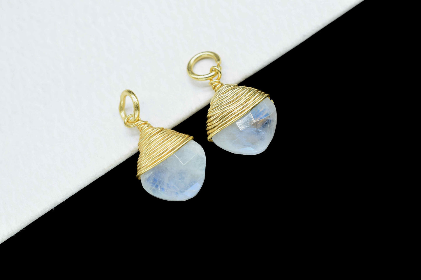 Moonstone 8mm Wire Wrapped Pendant,Loop Connector,Pendant Jewelry,Wire Wrapped Necklace,Rainbow jewelry, 8mm Square Faceted Connector