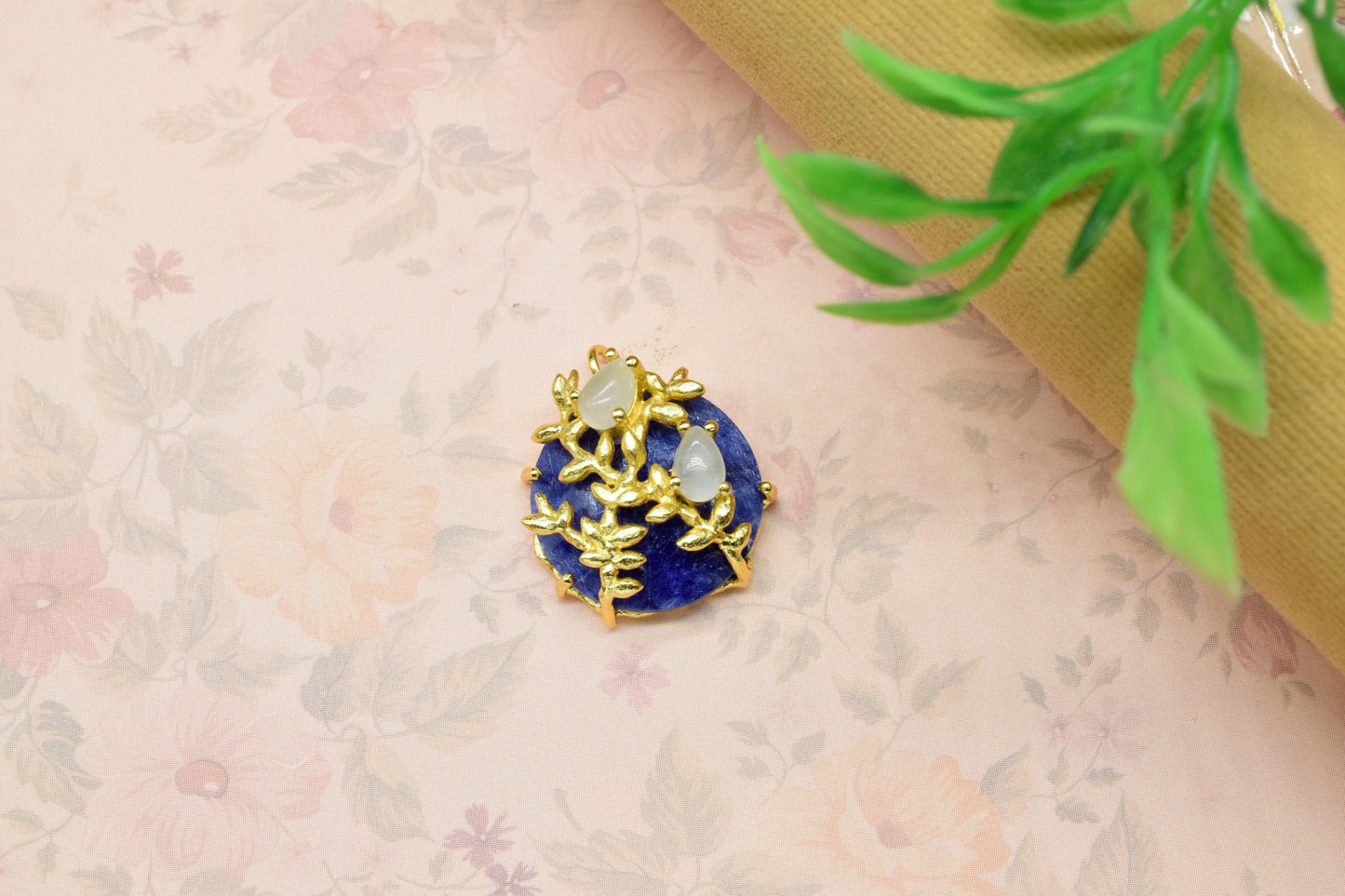 Blue Sapphire Leaf Designer Pendant Charms,Circle Pendant,Handmade Craft,Multi Stone Pendant,Prong Set Pendant,Gemstone Pendant Jewelry Gift