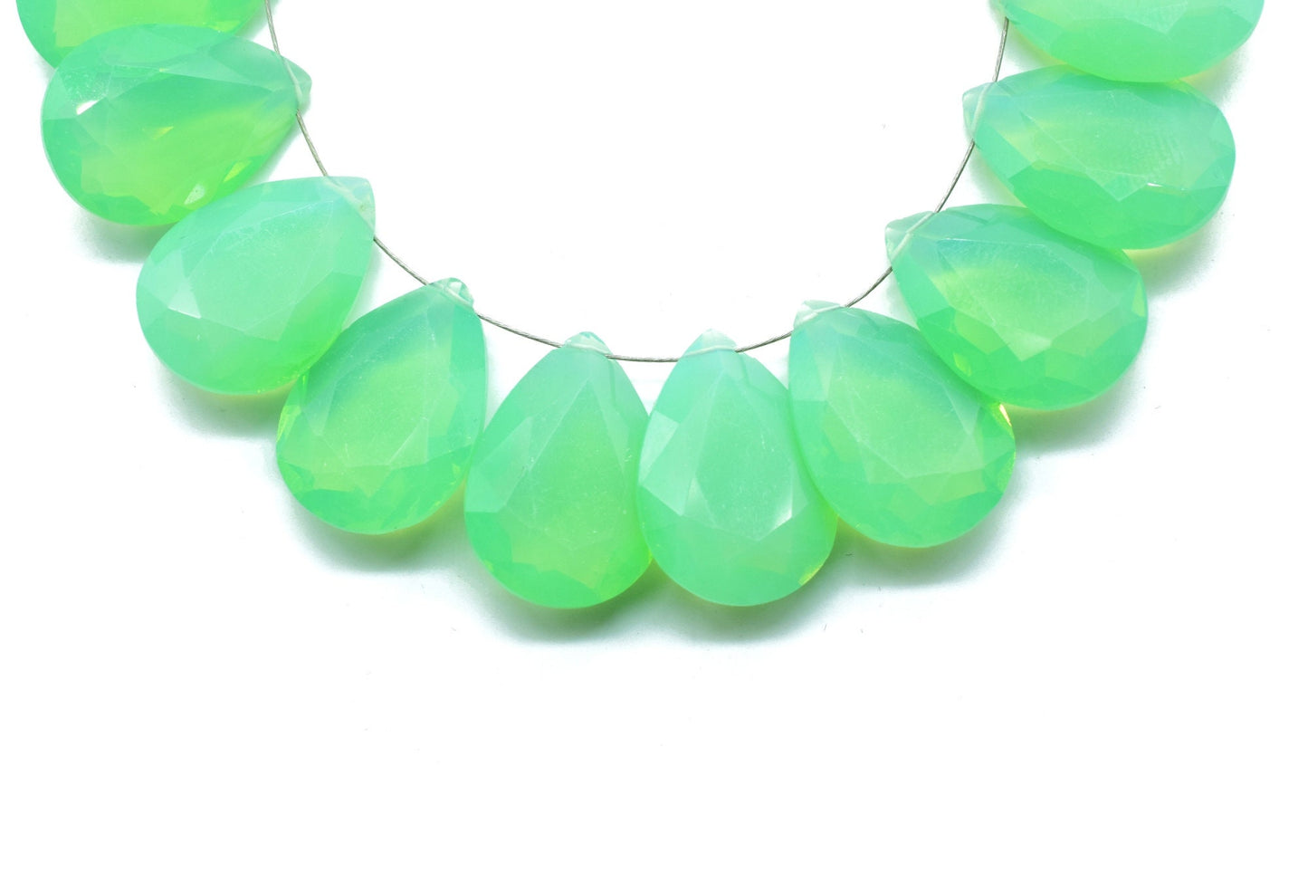Chrysoprase Faceted Briolette 13x18mm Pear Shape,Briolette Gemstones, Chrysoprase Briolette,Chrysoprase beads,Chrysoprase pear beads,jewelry