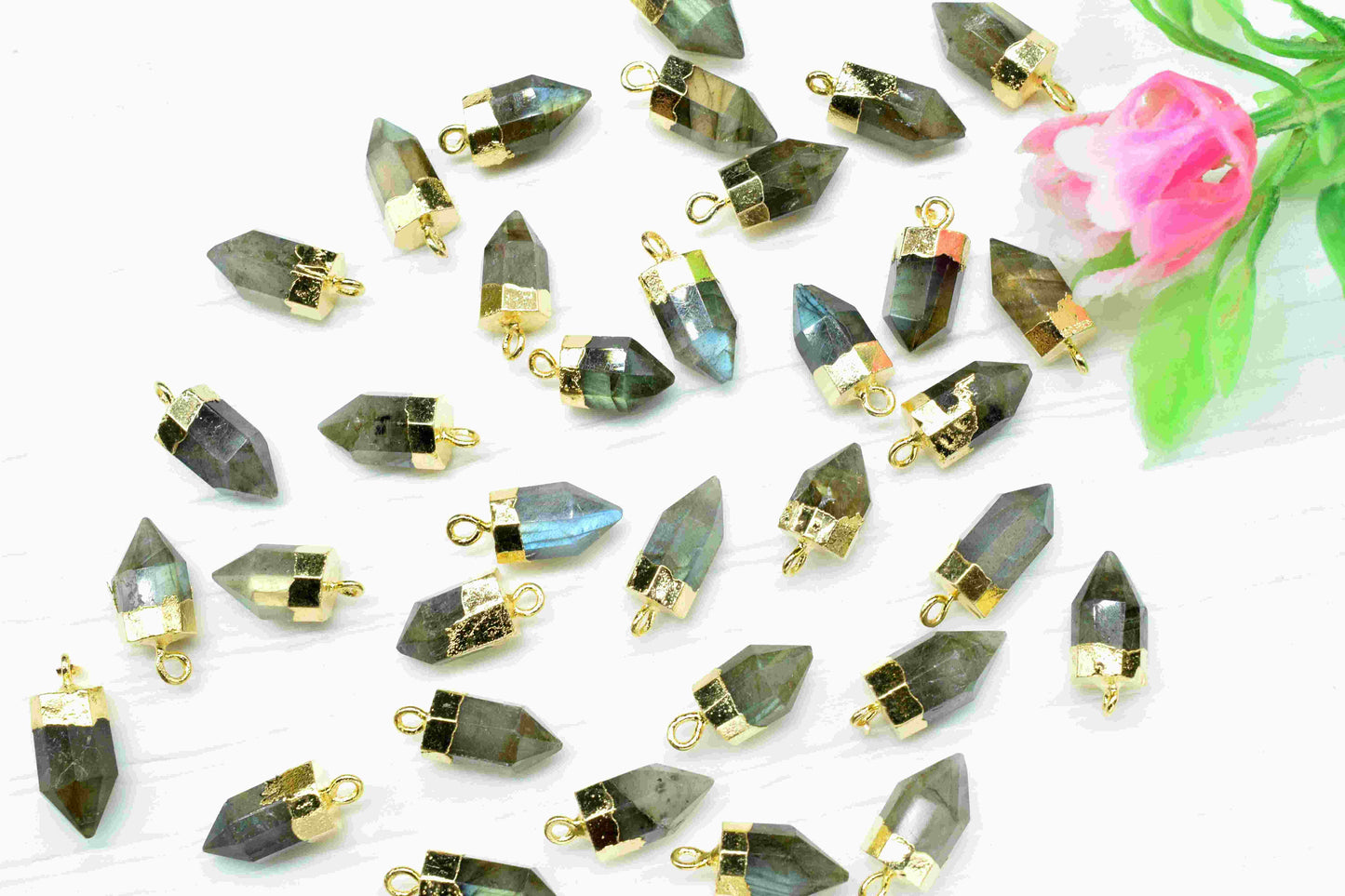 Labradorite Pointed Pendant,Pencil Connector,Gold Vermeil Tiny Point Pendants,Statement Pendant,Gemstone Pendant,Handmade pendant Jewelry
