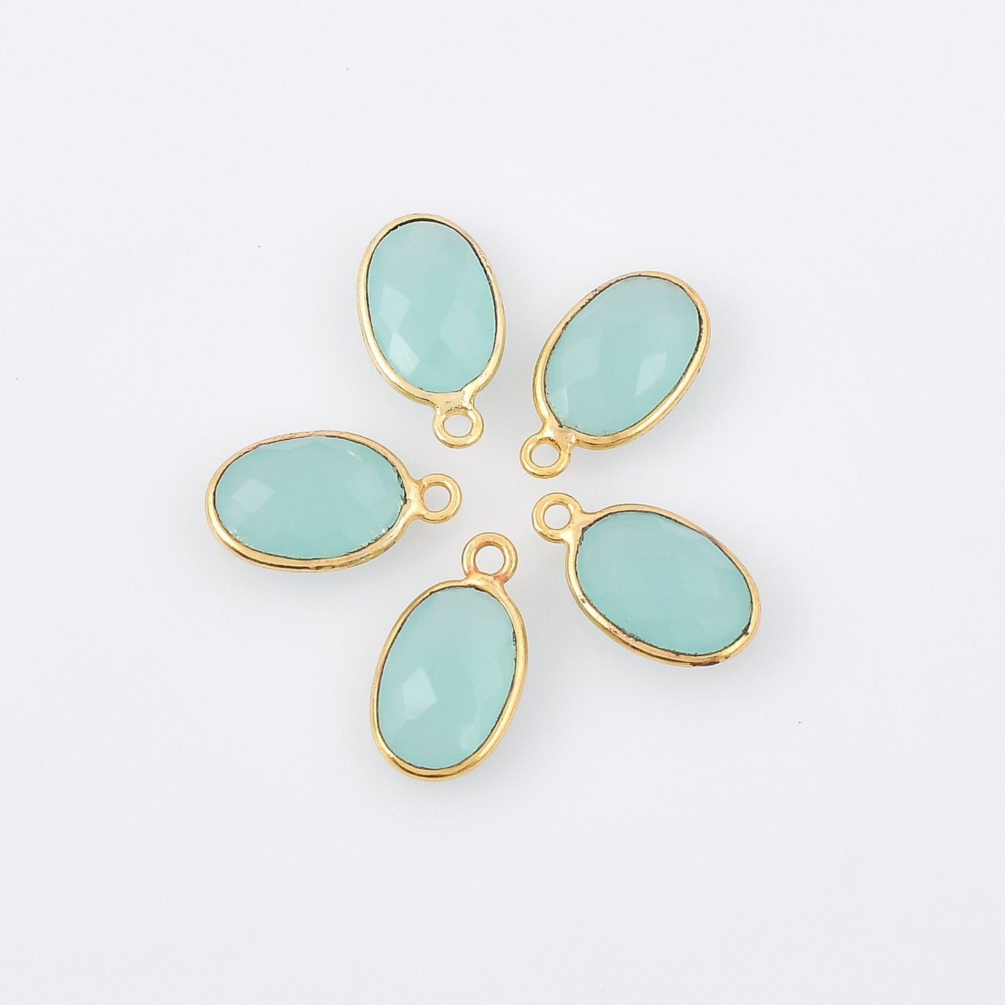Aqua chalcedony 8x12mm Oval  Bezel pendant,Chalcedony Gold Plated bezel,Aqua chalcedony Bezel,Gold Vermeil Bezel,jewelry Gold-Filled bezel