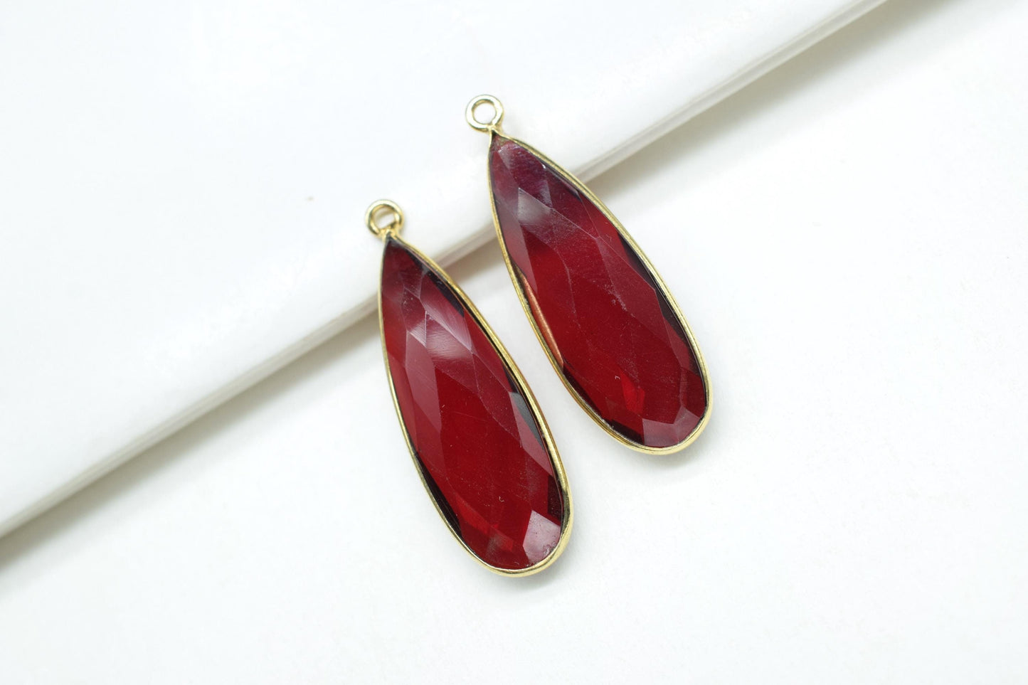 Garnet 10x30mm Pears Shape Connector,Gold Plated Single Bail Gemstone Connector,Jewelry Making Supplies,Green Gemstone Pendant,Bezel Charms