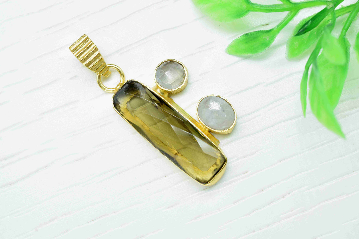 Multi Stone Pendant, Smoky Quartz Faceted Pendant, Multi Stone Smoky Quartz Jewelry, Gemstone Pendant,Loop Pendant Jewelry,Moonstone Jewelry