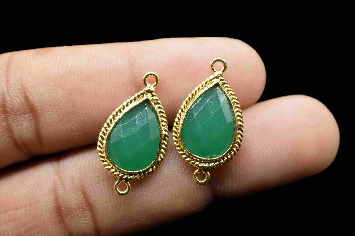 Green Onyx 9x13mm Teardrop Shape charm,Gold Plated bezel,double Bail connector,Onyx Jewelry,May Birthstone Coin Links,Handmade Bezel Charms
