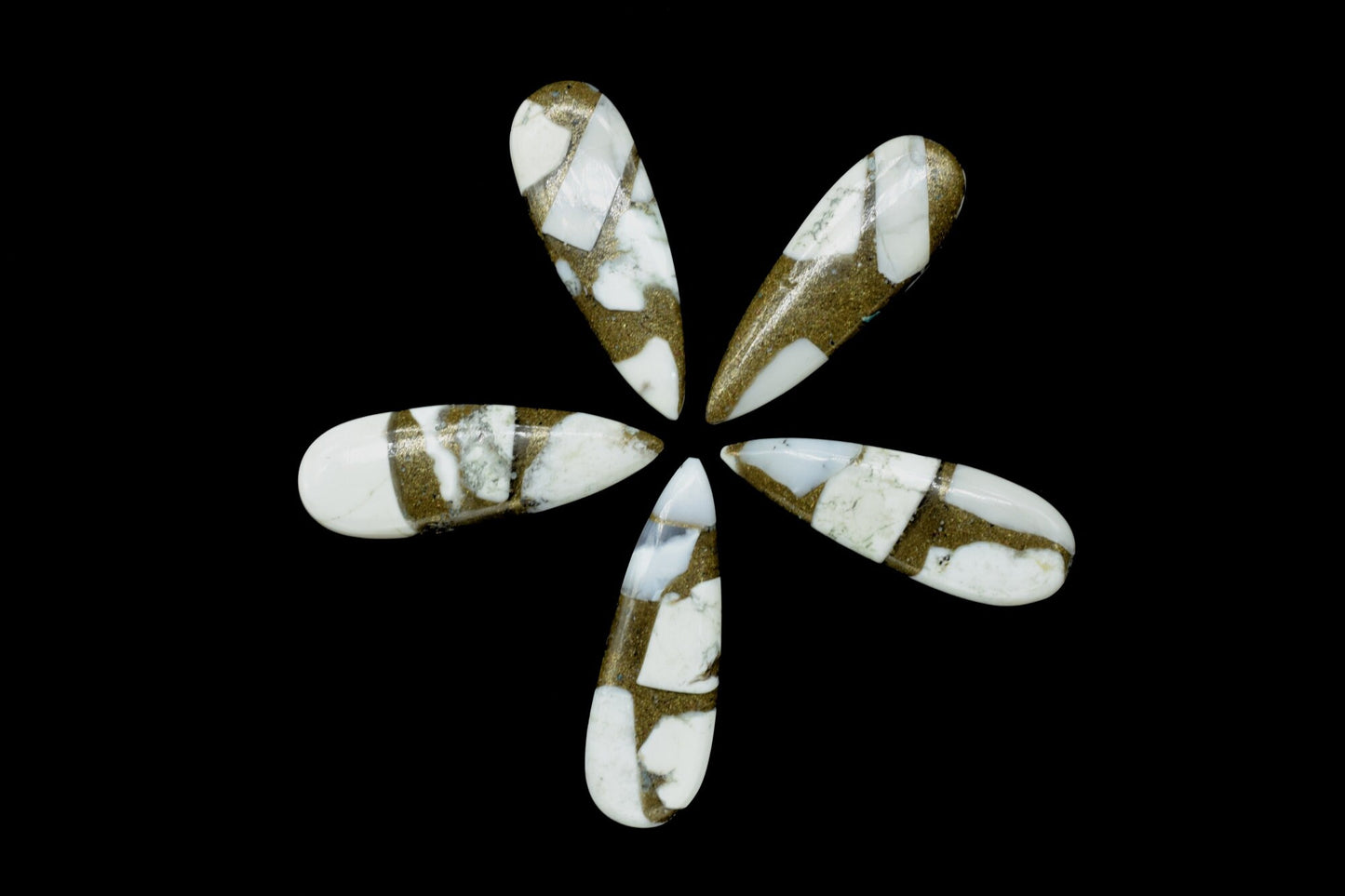 Copper Turquoise 10x30mm teardrop briolettes,Copper Turquoise Briolettes,Teardrop Briolettes,Copper Turquoise Briolette,Fancy Turquoise