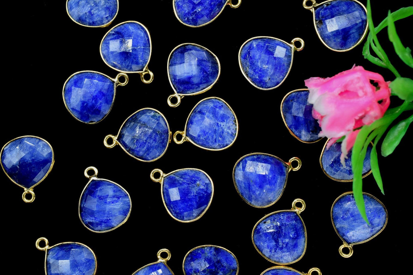 Blue Sapphire 12mm Heart Shape charm,Sapphire Gold Plated bezel jewelry making,Sapphire Faceted connector charms,Sapphire Gemstone Pendant