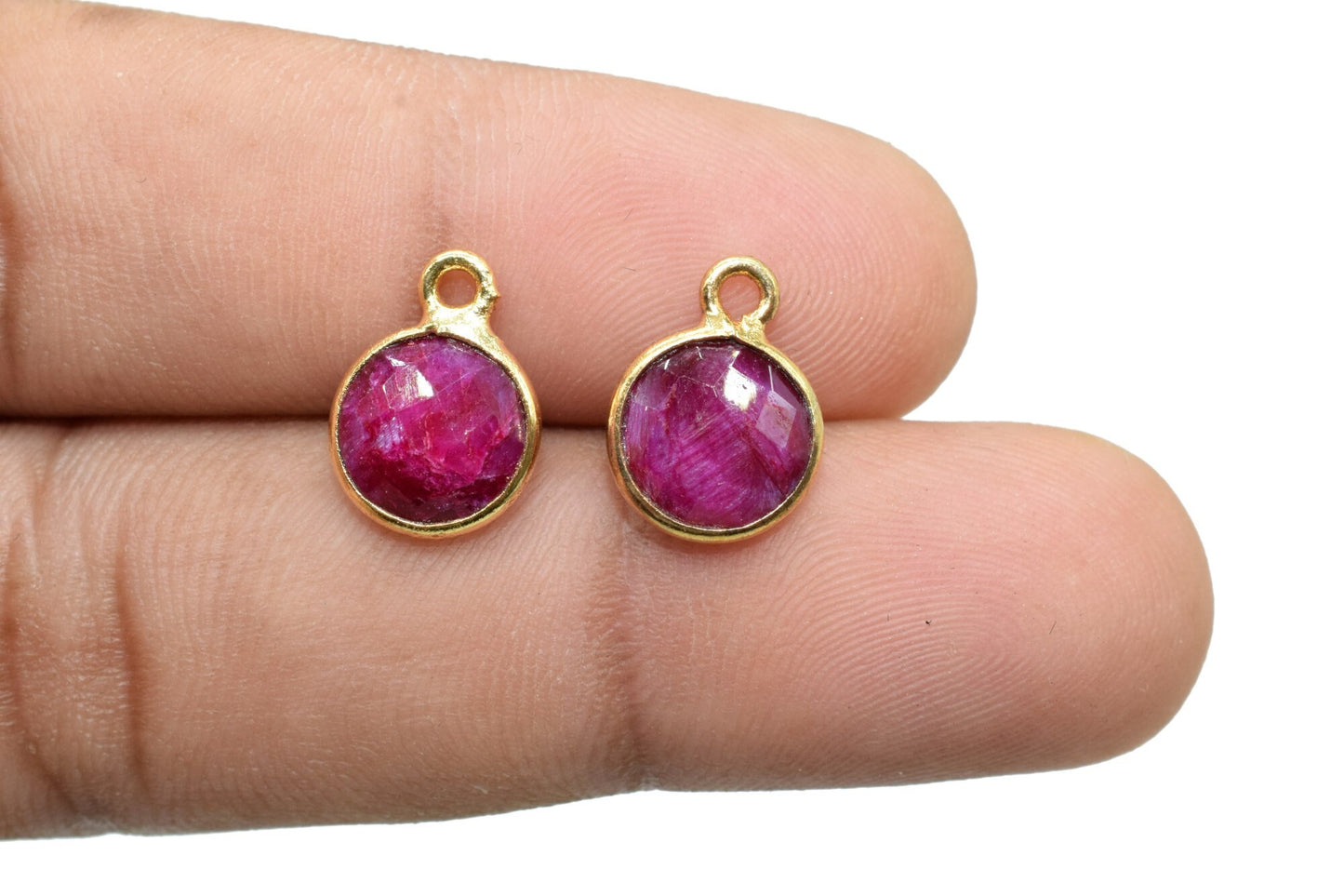 Natural Ruby 8mm charm,Ruby Pendant,Ruby Round Gold Plated bezel,Ruby Vermeil Bezel,Ruby jewelry making charm,Ruby Brass connector,Ruby gift