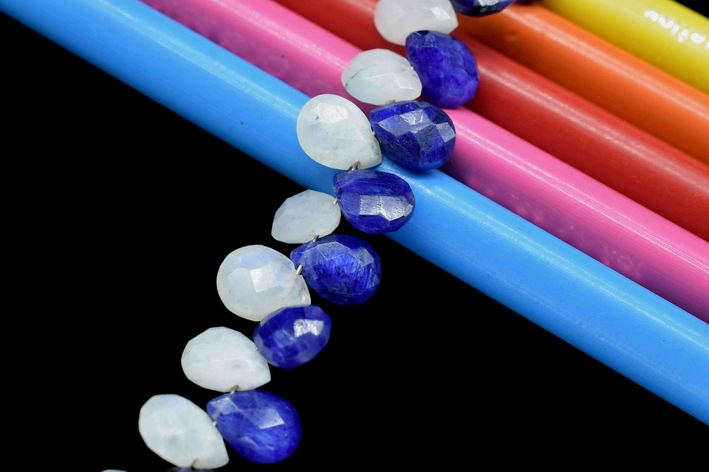 Sapphire Pear Shape Briolette, Rainbow Moonstone Briolette, 6x8mm Teardrop, AAA Quality Briolette,Multi Stone Teardrop, 8''Pear Shape Strand