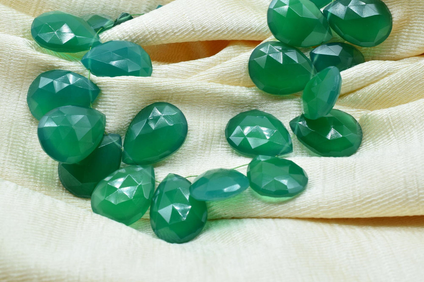 Green Onyx AAA Gem Quality Calibrated Net Faceted Side Drilled Pear Briolette Beads 15x 20mm- Really Lovely Green Onyx Color,Onyx Pair,Onyx