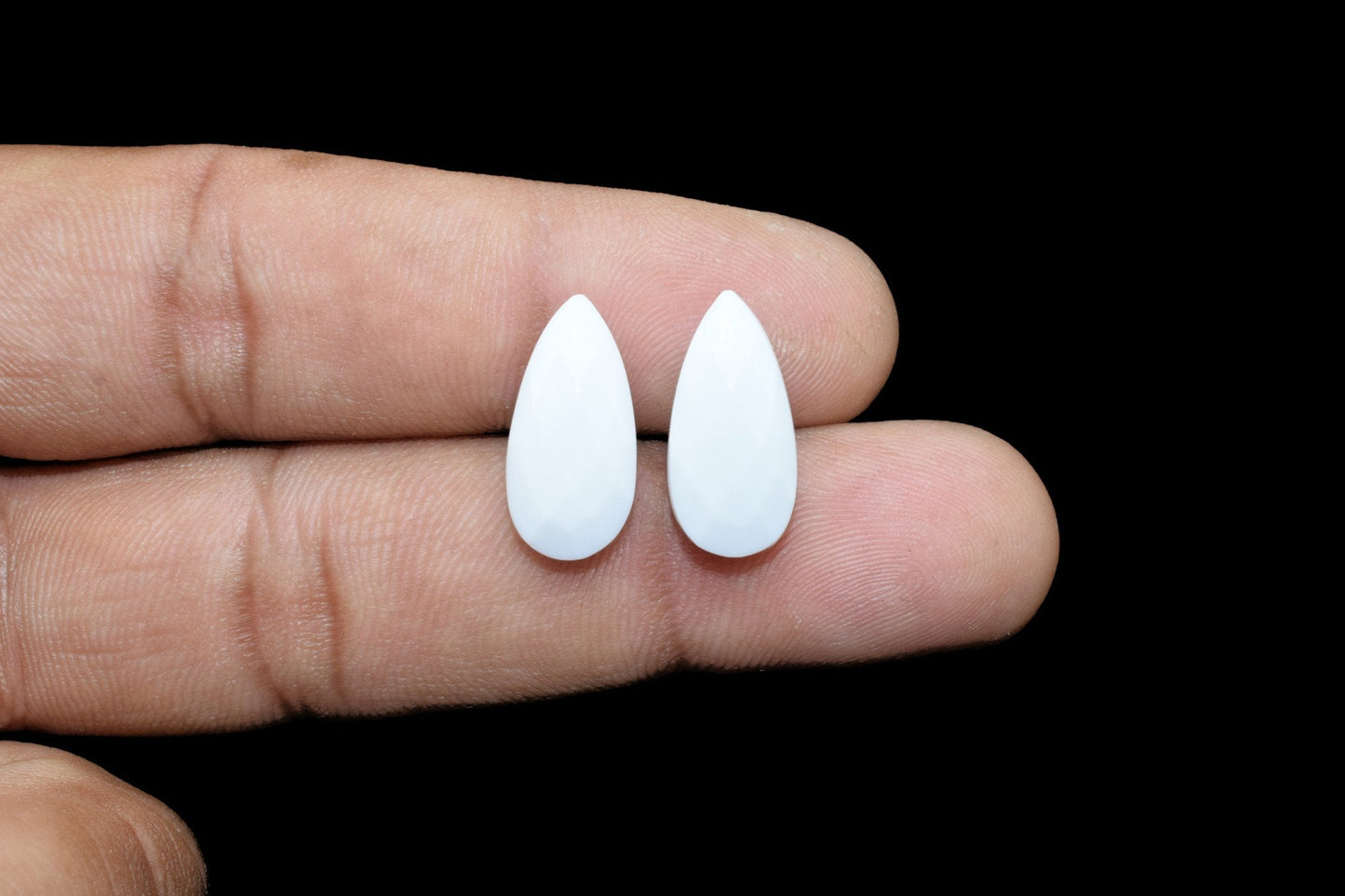 white agate Teardrop shape 8x16mm Briolettes,agate Briolette,white agate Tear Drop Briolettes,,white agate drops,agate jewelry ,long drops