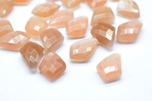 Peach Moonstone 10x14mm  Faceted Tie shape Briolettes,Faceted Briolette,polished,Handmade Gemstone,jewellery making,gemstone beads,Moonstone
