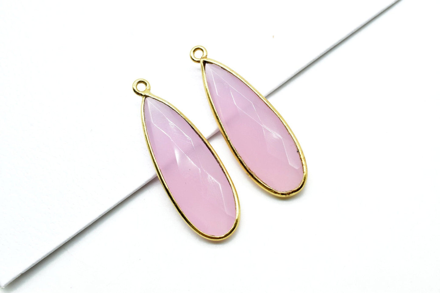 Pink Chalcedony 10x30mm Teardrop Charm,Chalcedony Single Bail Charm Pendant,Teardrop Pendant,Gemstone Charm,Gemstone Pendant,Dainty Charms