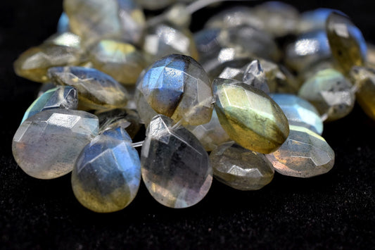 Labradorite Faceted Pear Shape Beads Labradorite Briolette Labradorite Pear bead,Labradorite T Drill briolettes,Labradorite 9x13 brioletts