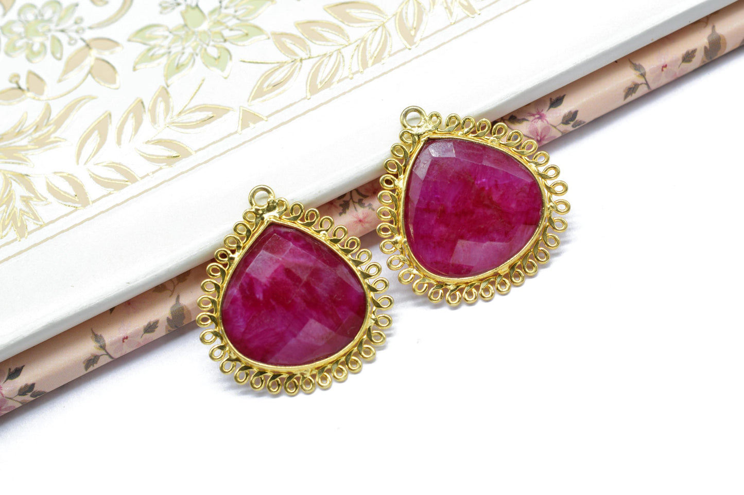 Ruby 20mm Heart Bezel Charms,Gemstone Brass Component,Single Bail Pendant,Handmade Jewellery Connectors,Wholesale Jewelry,Bday Gift