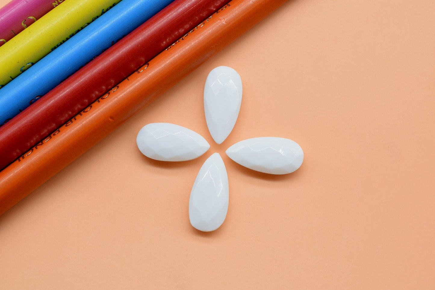 white agate Teardrop shape 8x16mm Briolettes,agate Briolette,white agate Tear Drop Briolettes,,white agate drops,agate jewelry ,long drops