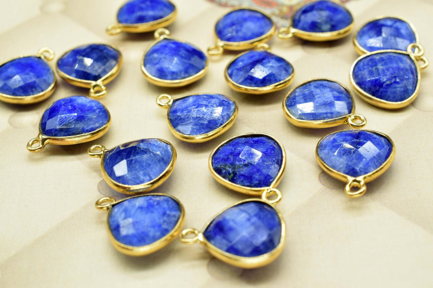 Blue Sapphire 12mm Heart Shape charm,Sapphire Gold Plated bezel jewelry making,Sapphire Faceted connector charms,Sapphire Gemstone Pendant