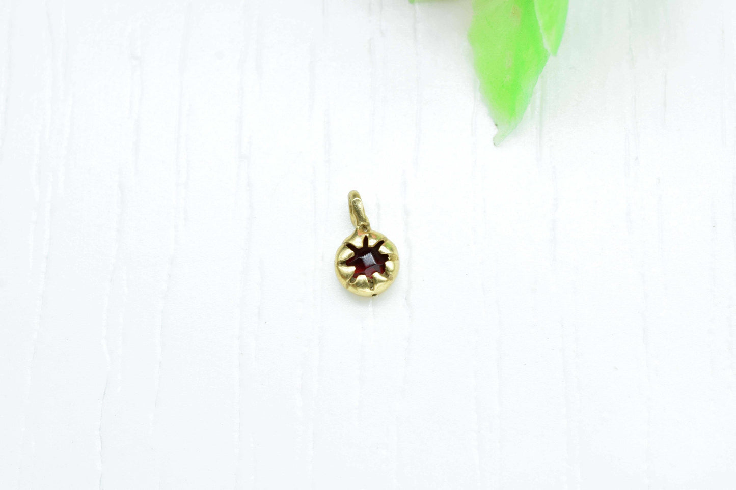 Garnet Gold Plating Single Bail Jewellery,Garnet October Birthstone Necklace Connectors,Garnet Gemstone 5mm Round Shape Pendant Jewelry,Gift