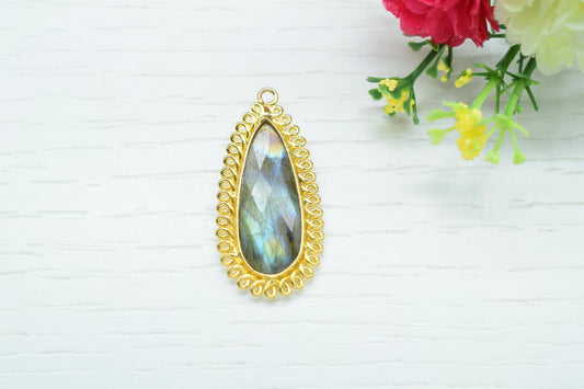 Labradorite 10x30mm Teardrop Bezel Charm,Single Bail Pendant,Handmade Jewellery Connectors,Gemstone Brass Component,Handmade Connector,Gift