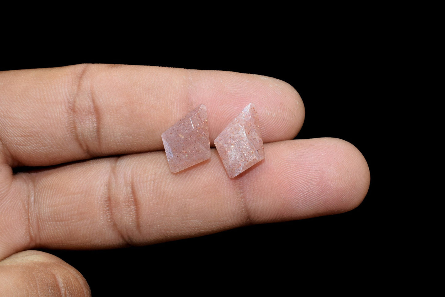 Peach Moonstone 10x14mm diamond shape briolettes,Faceted Briolette,polished,Handmade Gemstone, jewellery making,wire wrapping,gemstone beads