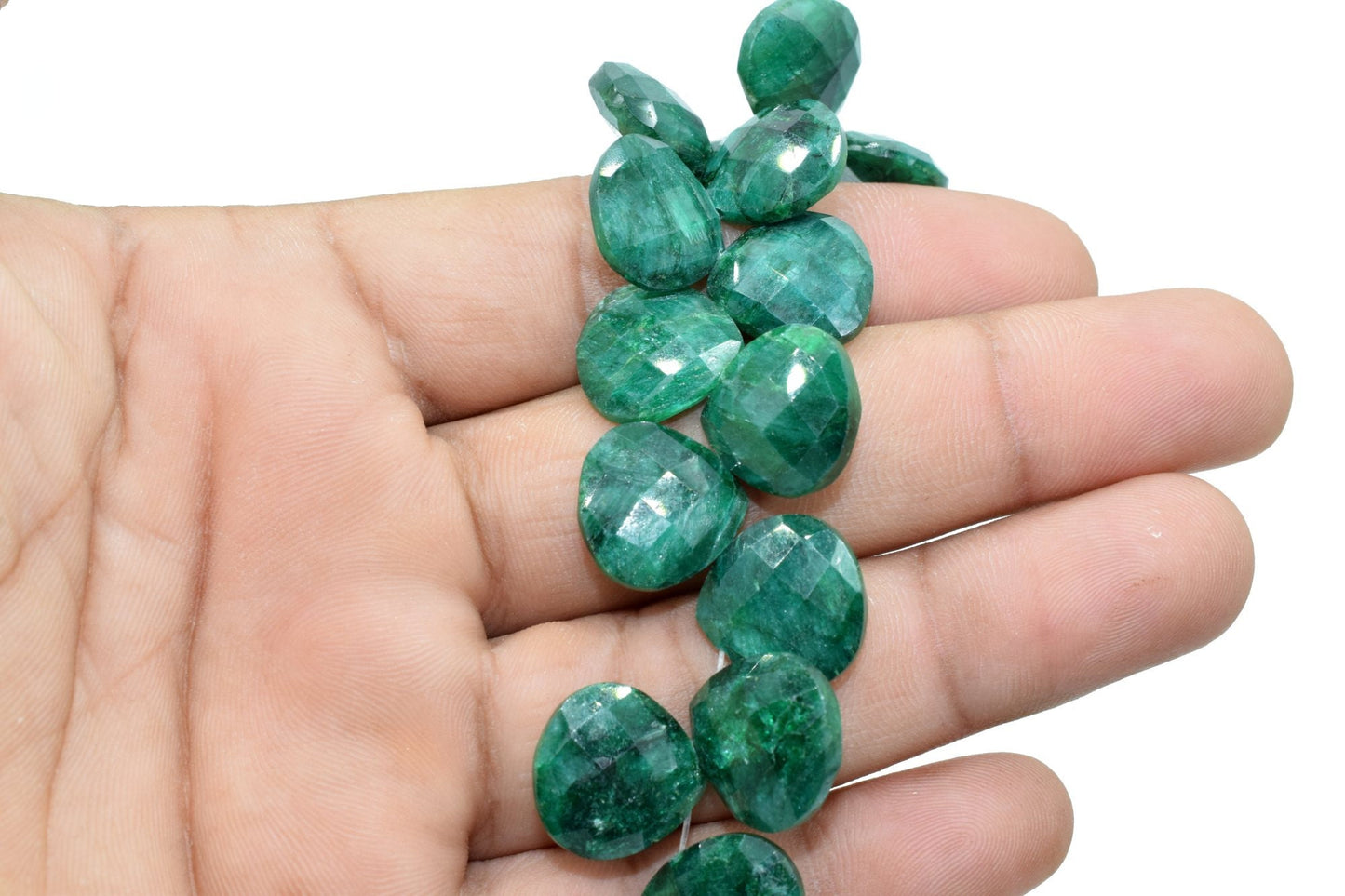 Natural Emerald AAA Quality Faceted 14mm Heart Shape Briolettes,Emerald briolettes for making jewelry,Emerald Heart Shape beads,Emerald bead