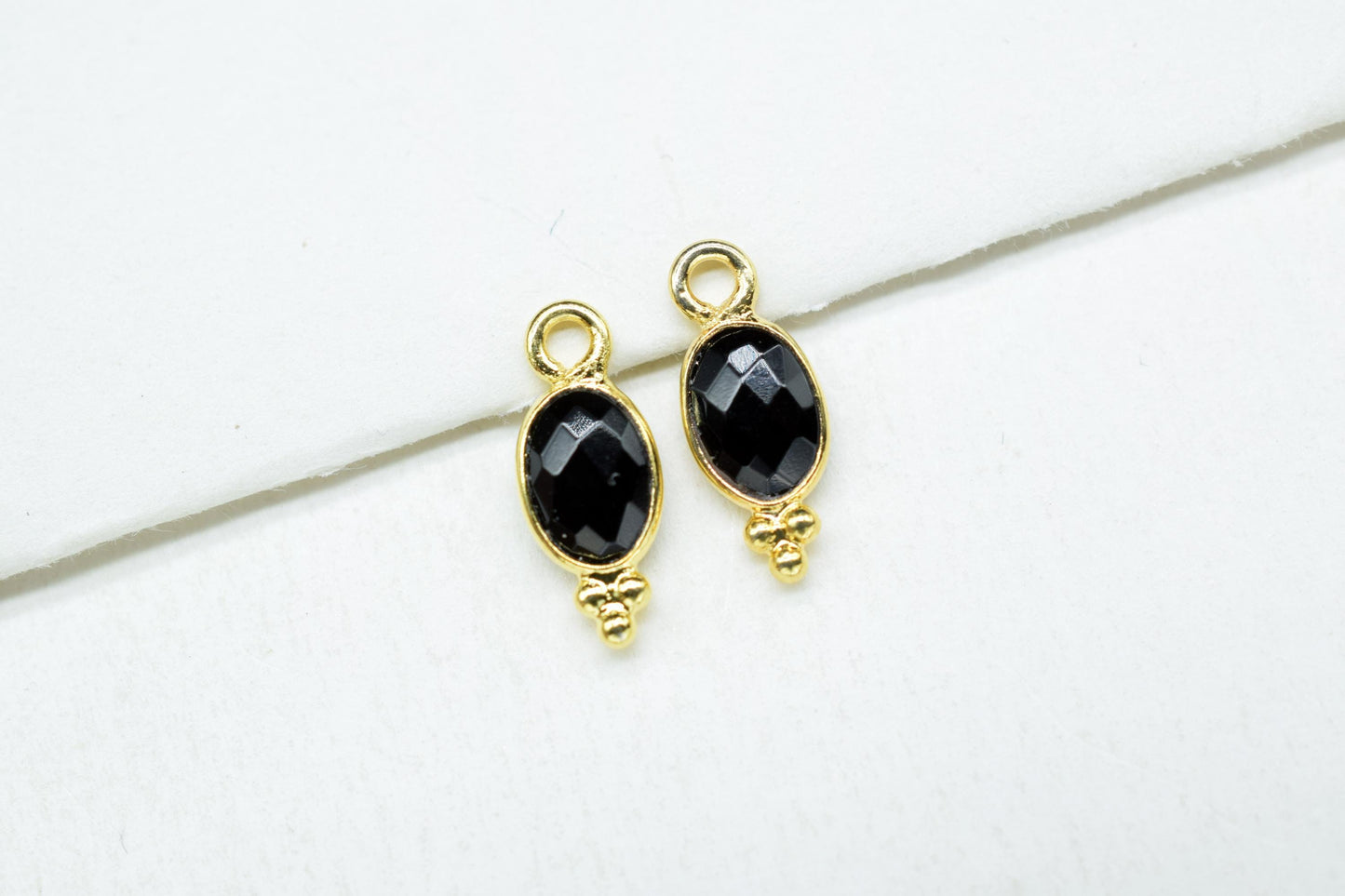 Black Onyx Charms Connector/Handmade Jewelry/Gold Plated Connector/Tiny Pendant/Black Onyx Pendant/Oval Shape Connector/Gemstone Charms/Gift