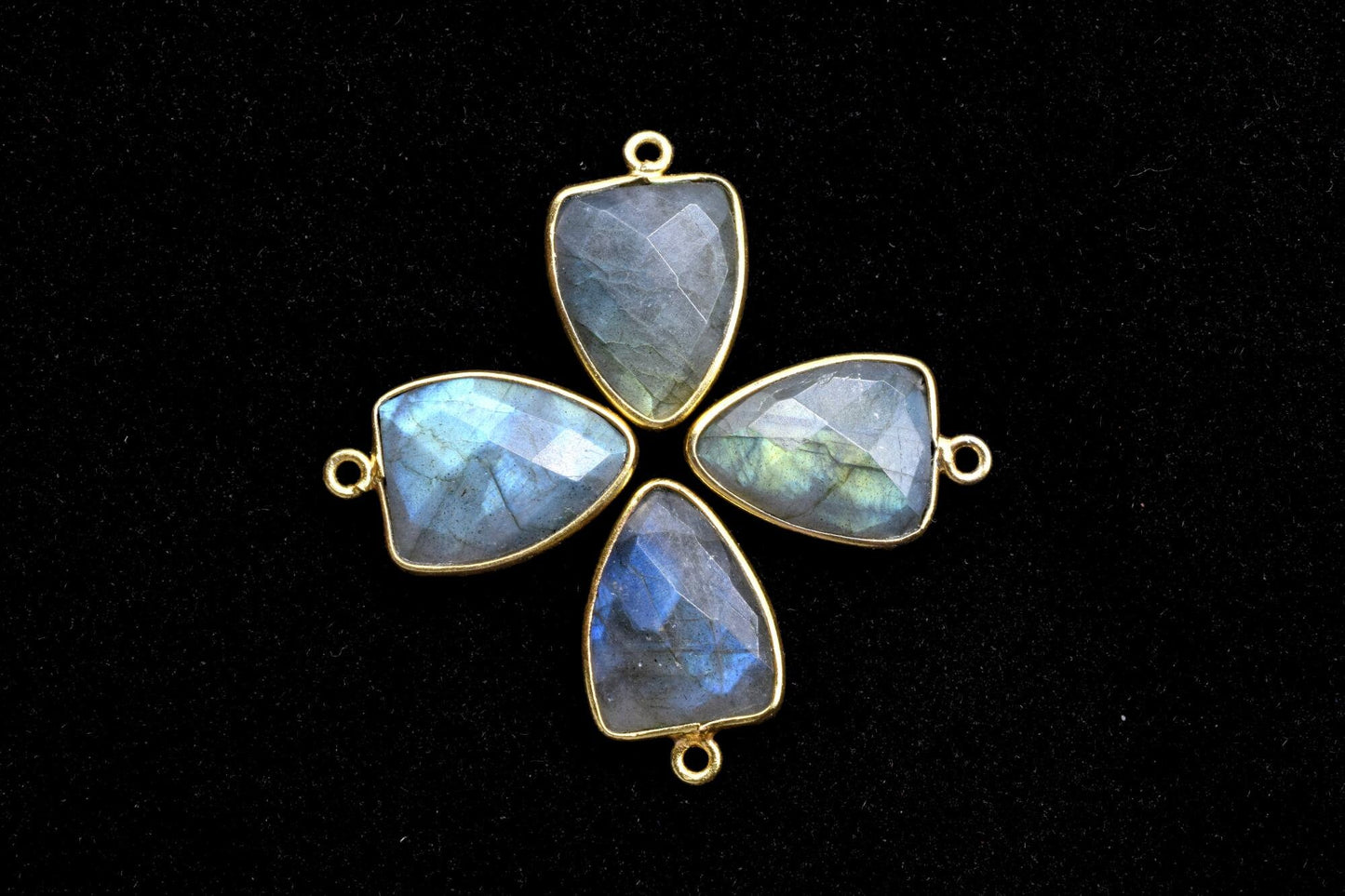 Labradorite 12x15mm Triangle shape Single bail charm,Labradorite Triangle Connector Pendants,Bezel Links, Single loop Connectors,Labradorite