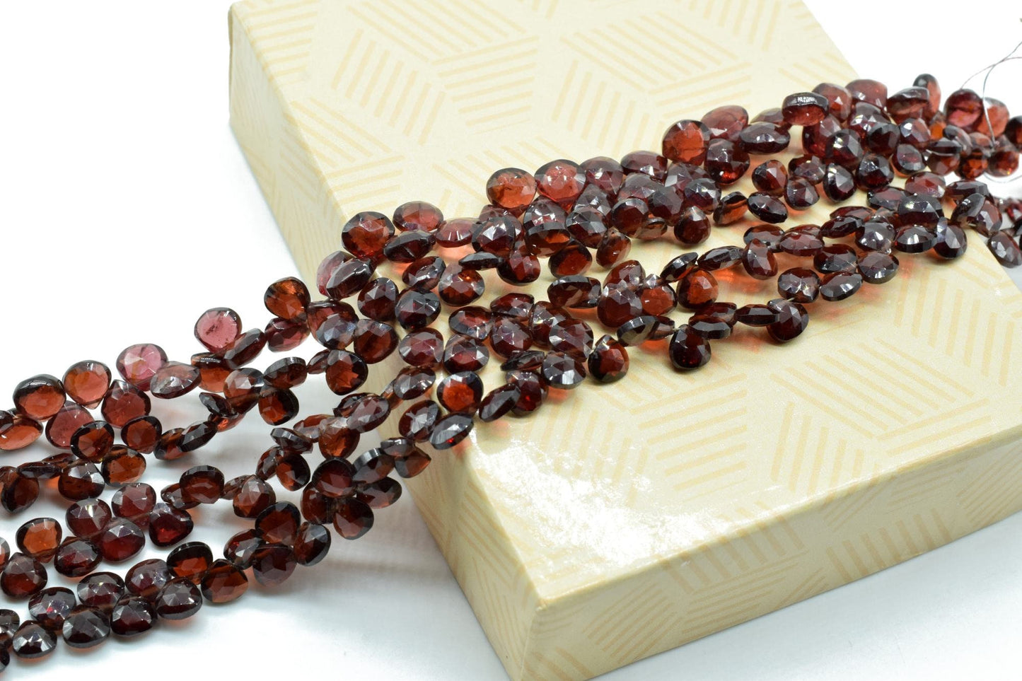 Mozambique Garnet 6mm heart shape faceted Briolette,Garnet beads,Garnet jewelry making beads,Garnet briolettes strand,Garnet 8 inch strand,