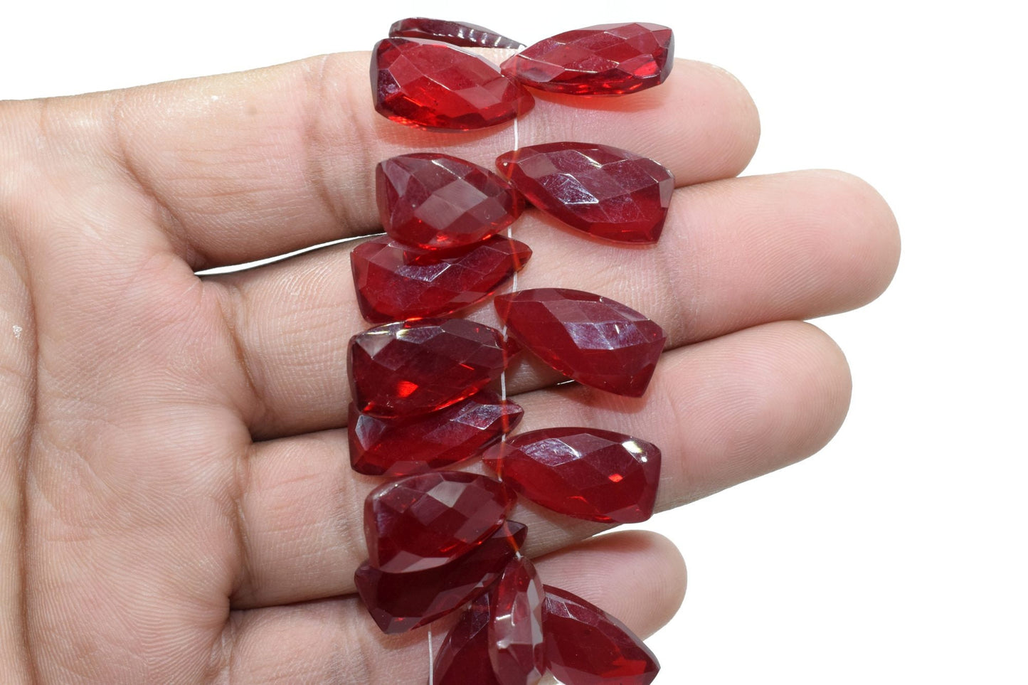 Natural Garnet Briolettes,10x18mm Trillion Faceted Beads,Garnet pyramid shape beads,Garnet Trillion Shape Briolettes,Garnet faceted beads