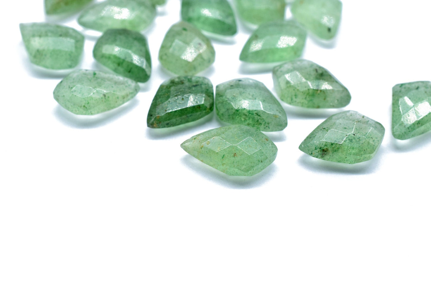 Green Strawberry 10x14mm  Faceted pear shape Briolettes,Gemstone for jewelry,Green Strawberry Pear Beads,Pear Shape Briolettes,Briolettes,