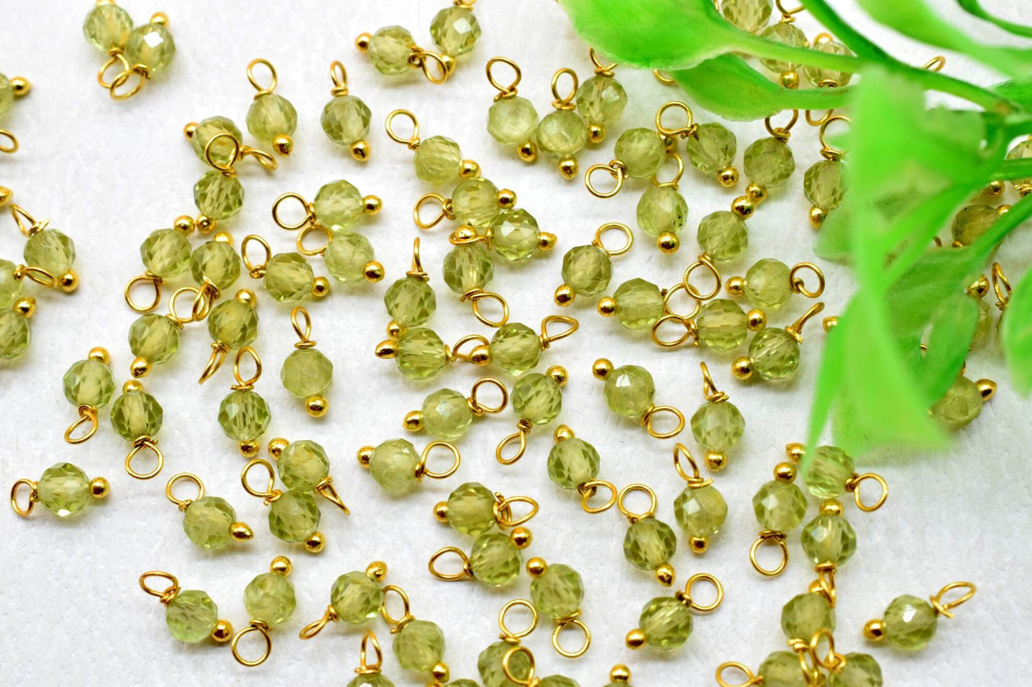 3mm Peridot Single wire wrapped Beads,Earring Connectors,Peridot Faceted Beads,Peridot Hangings Beads,Jewelry Making Supply,Gemstone Charms