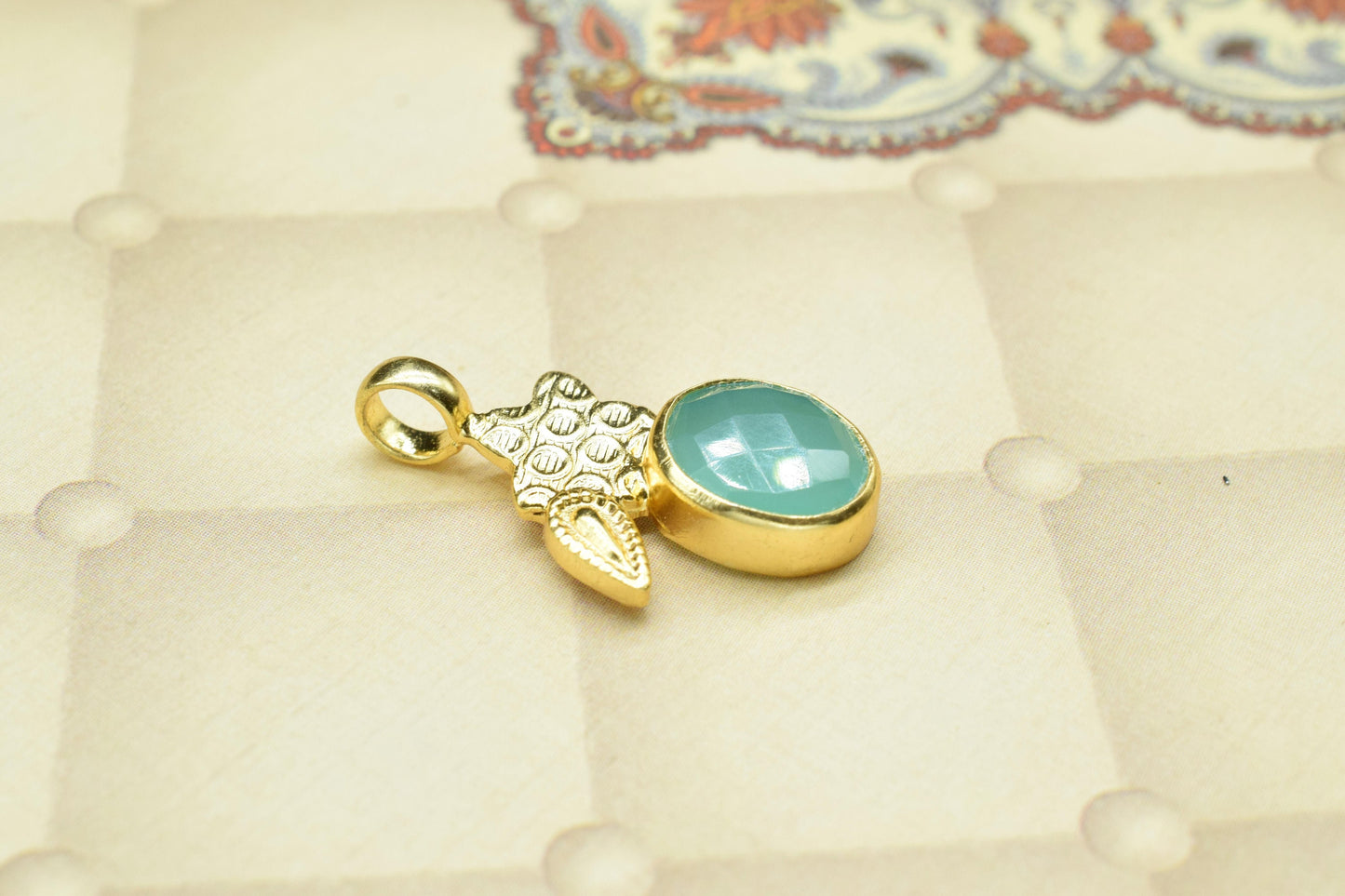 Aqua Quartz Designer Pendant,Loop Pendant,Leaf Pendant,Vermeil Pendant Jewelry,Gemstone Green Mint Pendant,Handmade Carft,Statement Pendant