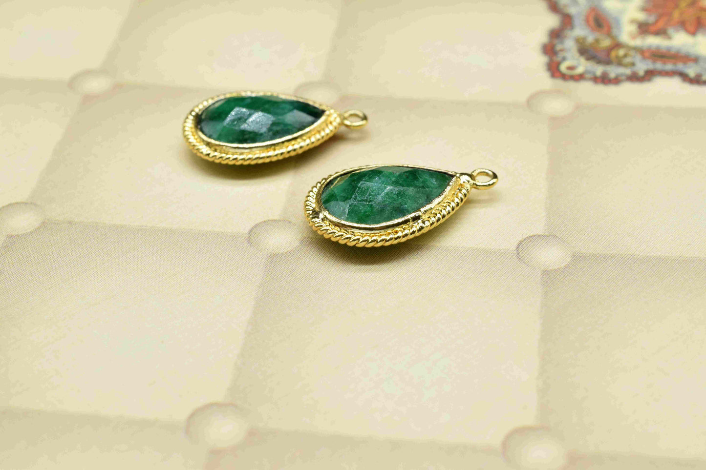 Emerald 9x13mm Gemstone Connector,Pear Shape Bezel,Emerald Gemstone Single Bail Connectors Jewelry,Gold Plated Charms Connectors,Charms Gift