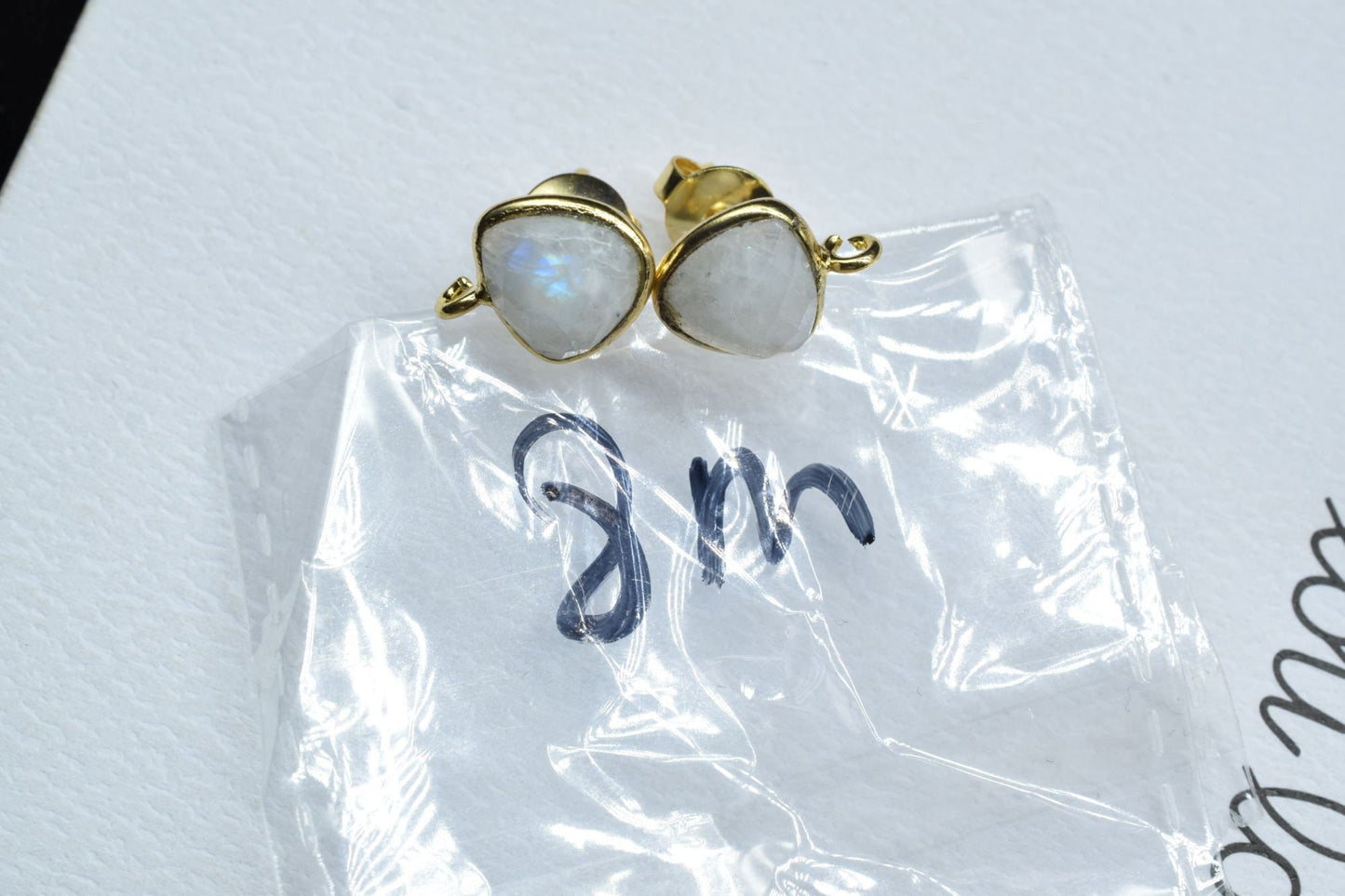 Rainbow Moonstone 8mm Heart Shape Earring Connector,DIY Jewelry Making,Moonstone connectors post stud,June Birthstone,Single Bail Connectors