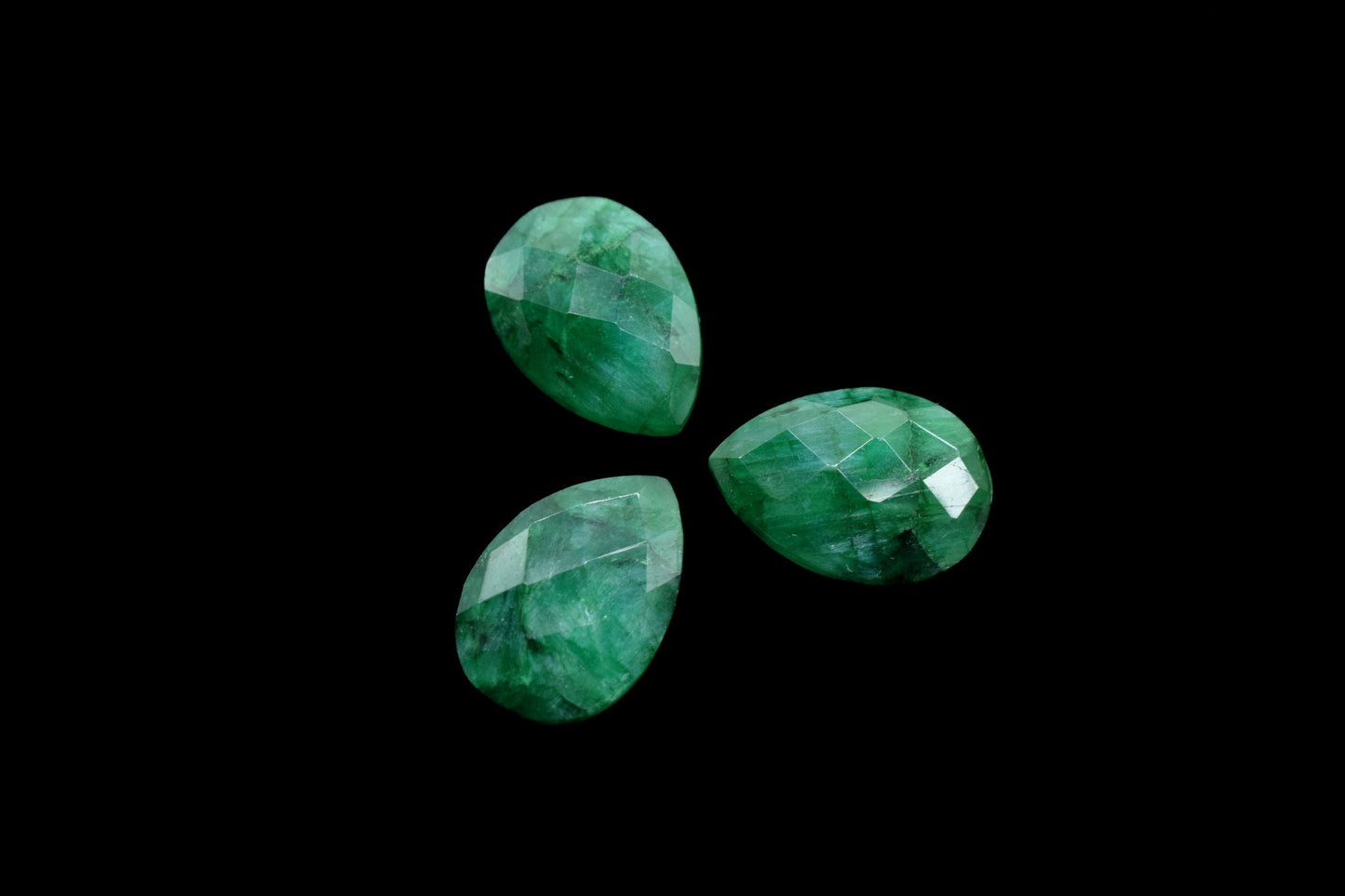 Emerald Faceted pear shape Briolettes,Gemstone for jewelry,Emerald 10x14mm Pear Beads,Pear Shape Briolettes,Emerald Briolettes,Emerald Beads