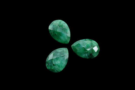 Emerald Faceted pear shape Briolettes,Gemstone for jewelry,Emerald 10x14mm Pear Beads,Pear Shape Briolettes,Emerald Briolettes,Emerald Beads