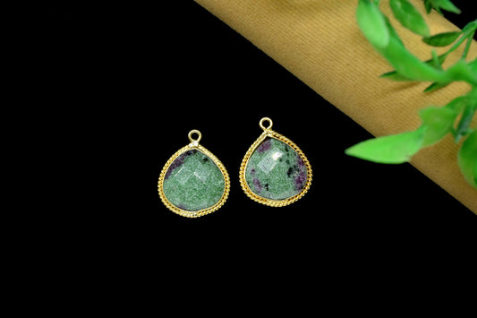 Ruby Zoisite Gemstone Faceted 14mm Heart Shape Connector,Gemstone Single Bail Connector Pendant Jewelry,Zoisite Checker Cut Pendant jewelry