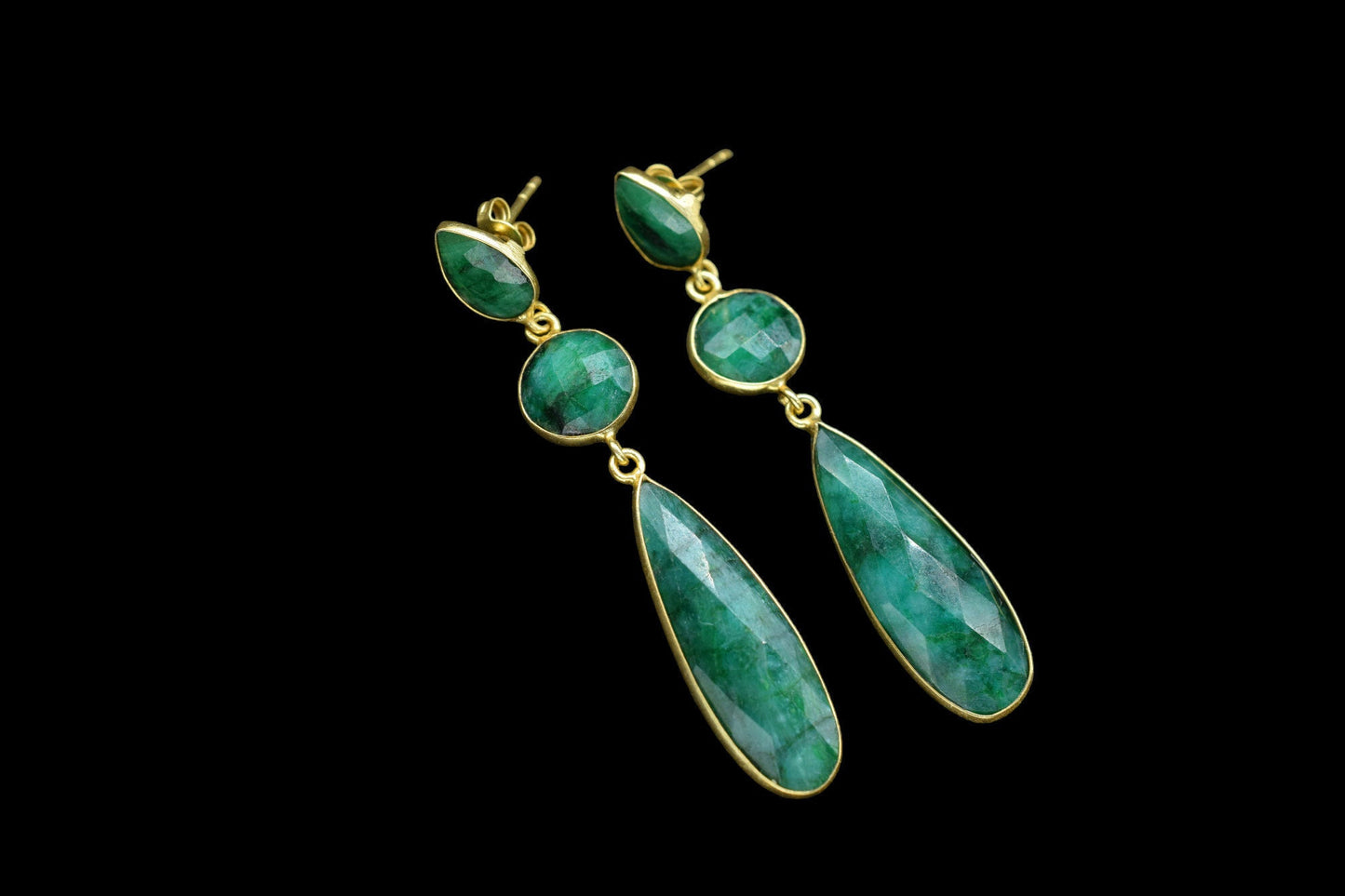 Natural Emerald Dangle Earring/Bridal Earring/Gold Plated Earring/Bridal Jewelry/Statement Earrings For Bridal/Emerald Jewelry/Gift