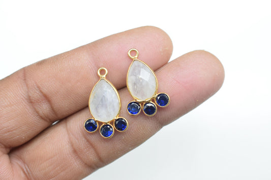 Moonstone 10x14mm Pear shape Bezel charm,Moonstone Pendant,Rainbow Gemstone connector,Moonstone Charm Jewelry,Cubic Zircon Bezel charm,p011