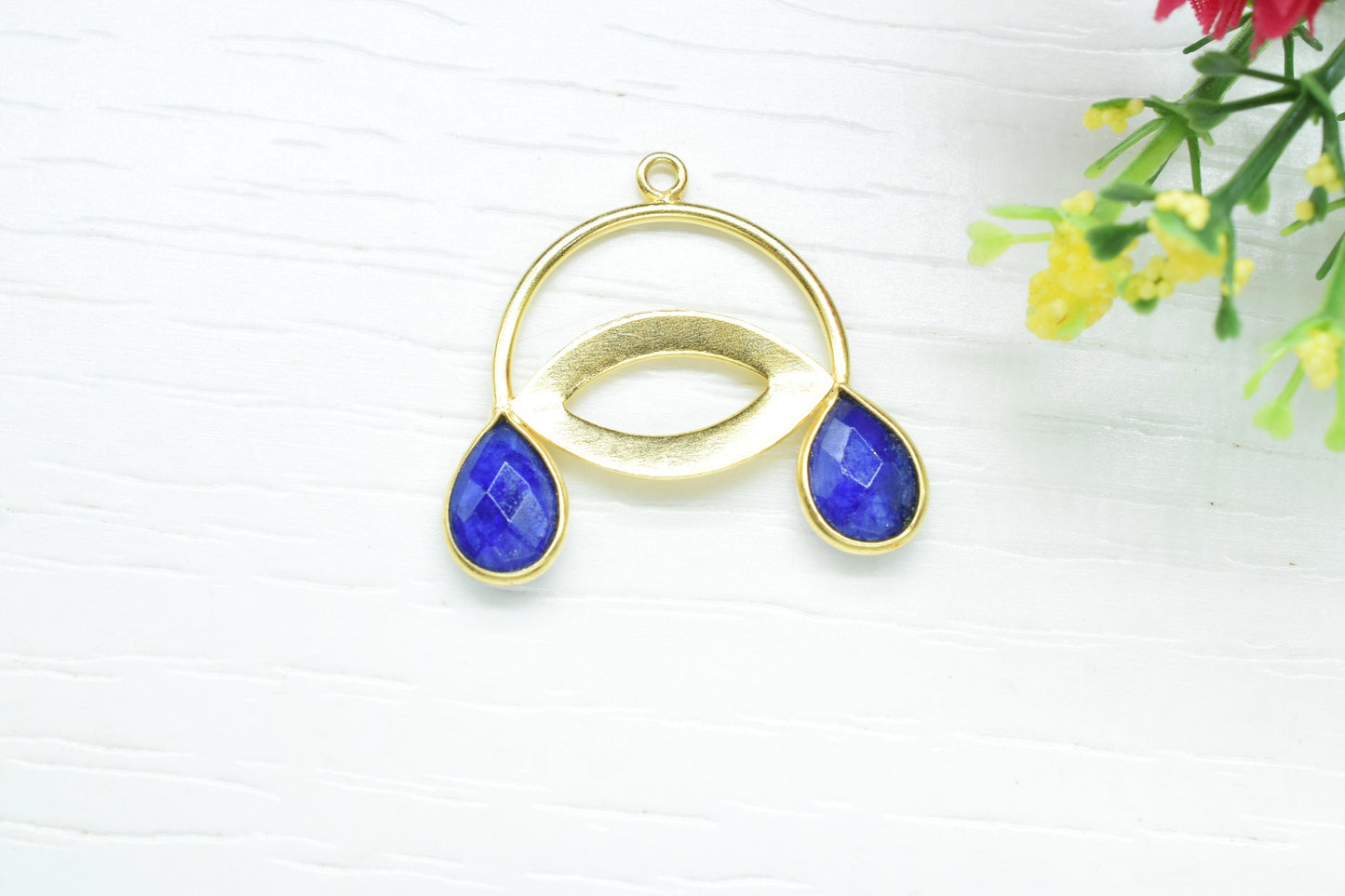 Sapphire Teardrop Pendant/Woman Jewellery/Sapphire Faceted Teardrop/Gemstone Pendant/Handmade Teardrop Jewelry/Charms & Pendants/Single Bail