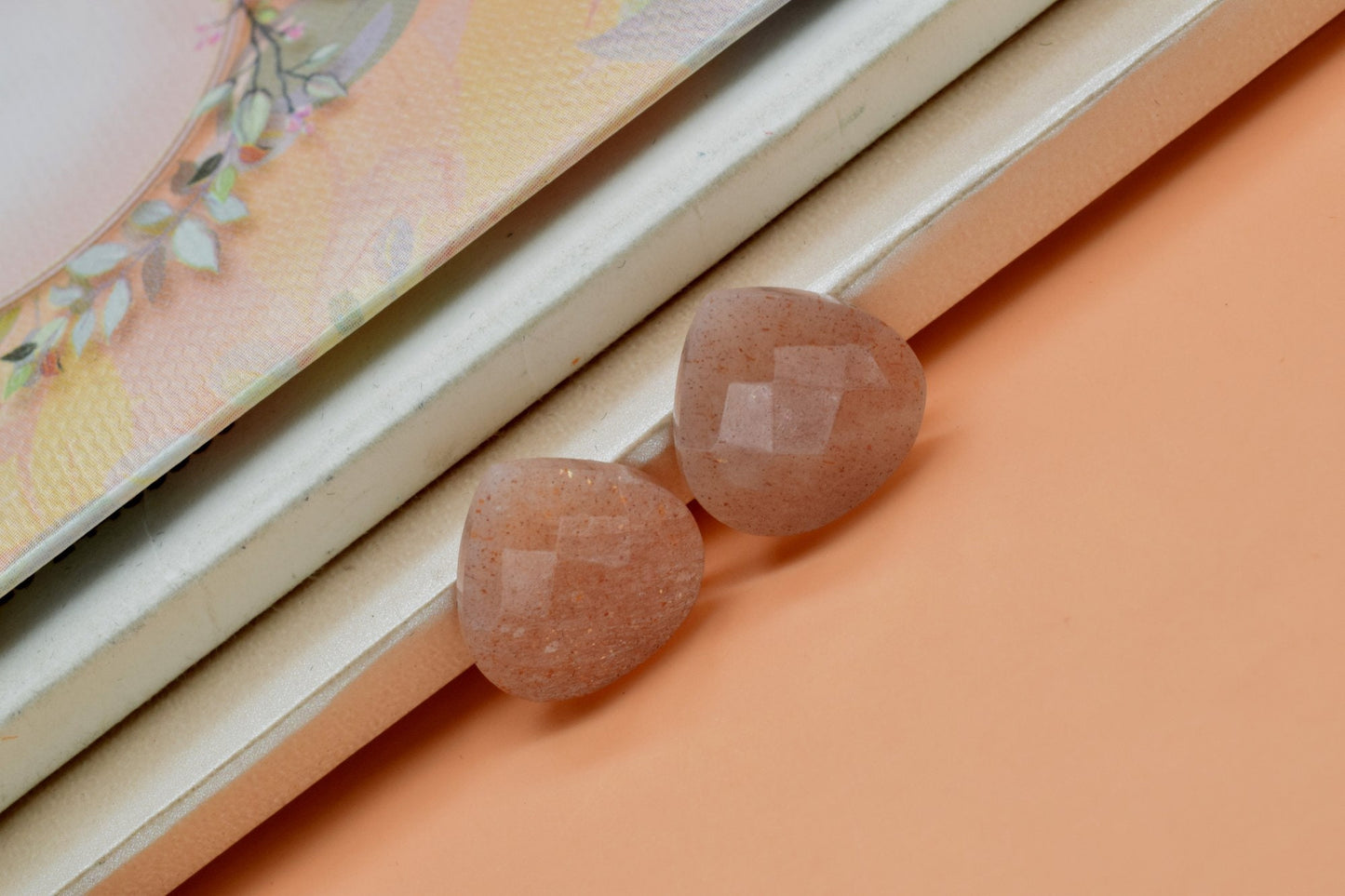 Peach Moonstone Heart 14mm Shape Briolette,Natural Peach Moonstone  faceted Heart  Beads,Beads Strand,Gemstone Beads,loose gemstone beads