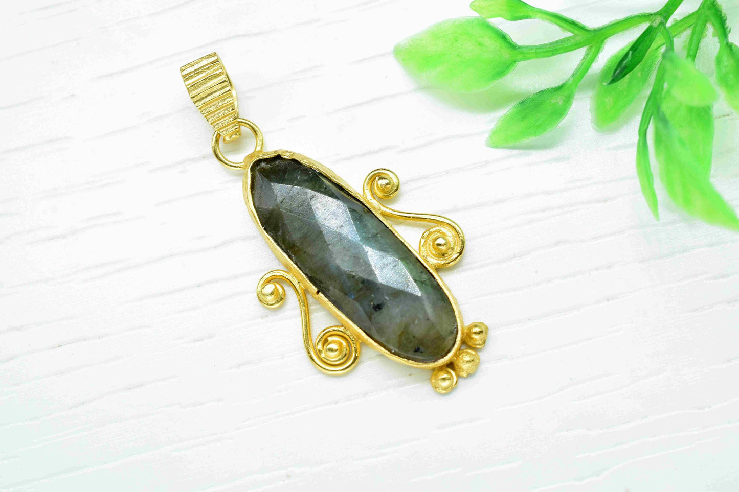 Labradorite Gemstone Pendant, Labradorite 10x30mm Oval Shape Pendant,Labradorite Gemstone Pendant,Oval shape Labradorite Necklace, Jewellery