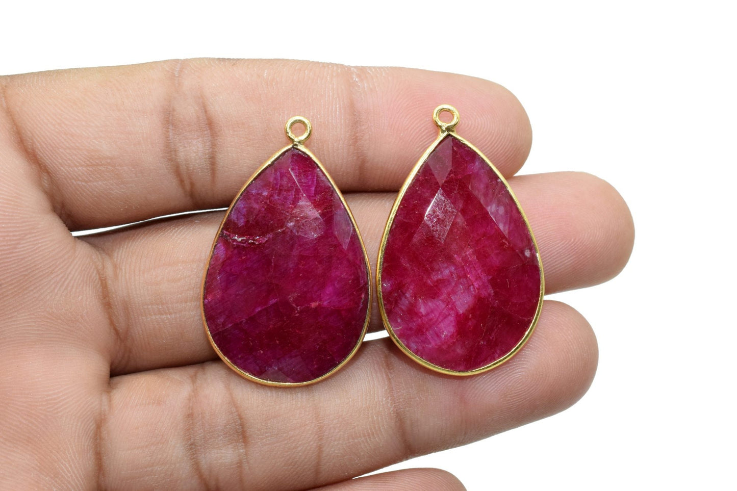 Ruby 20x30mm Pear Shape single Loop Charm,Dyed Ruby Faceted Pear Shape Connector,Bezel Pear Shape Connector,Ruby Single Flat Bail links,