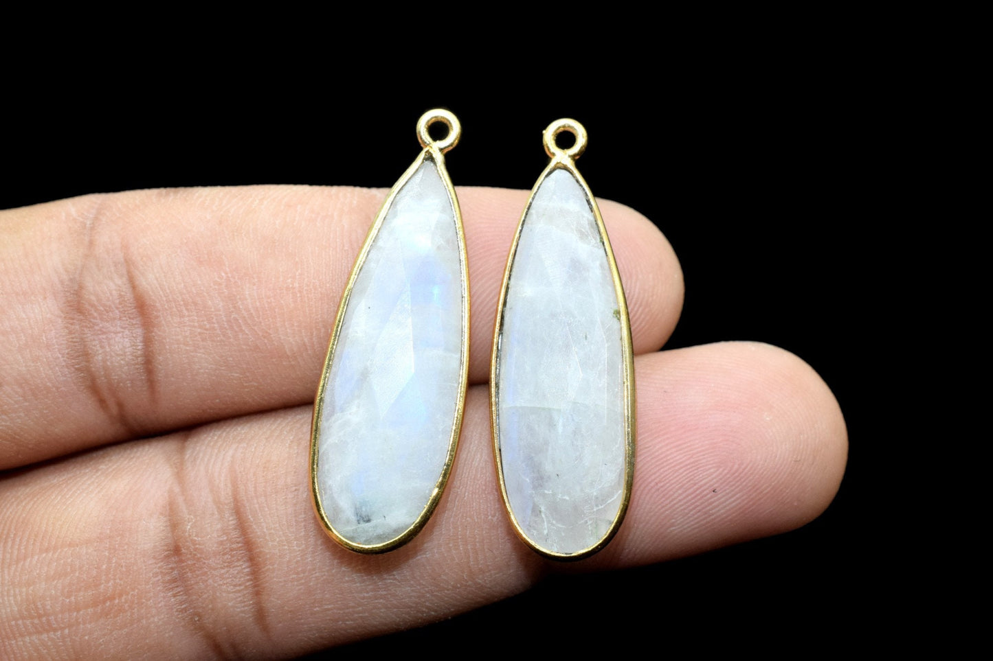 Moonstone 10x30mm Teardrop Charm,Rainbow Moonstone Gemstone Connectors,Gold Plated connectors,Single Bail Connector,Teardrop Shape Pendant