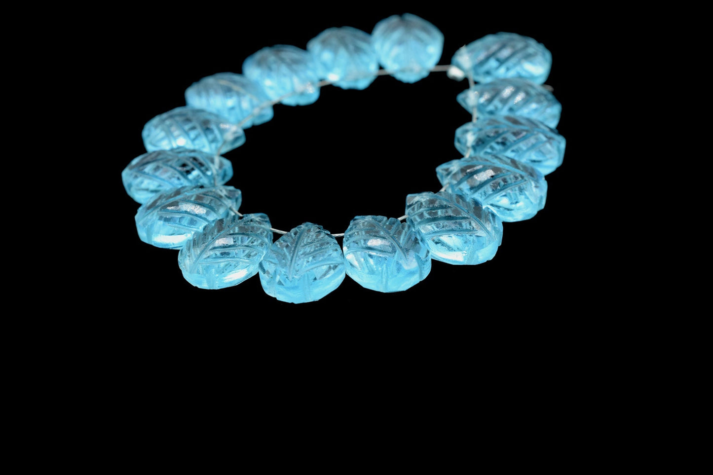 Sky Topaz Carved Leaves Briolettes,9x13mm carving Pear Shape,Carved Leaf Shape Beads,hand carving Teardrop Beads,Sky Topaz Briolettes,Beads