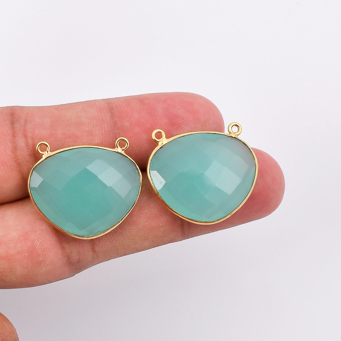 Aqua chalcedony 20x24mm Bezel Charm Pendant,irregular Shape Gold Plated bezel,chalcedony Bezel Charm,jewelry making charm,Gemstone connector